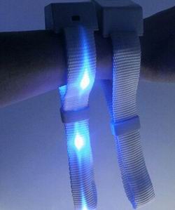 Led light up wristbands for party